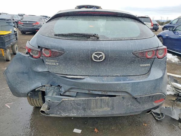 2020 MAZDA 3