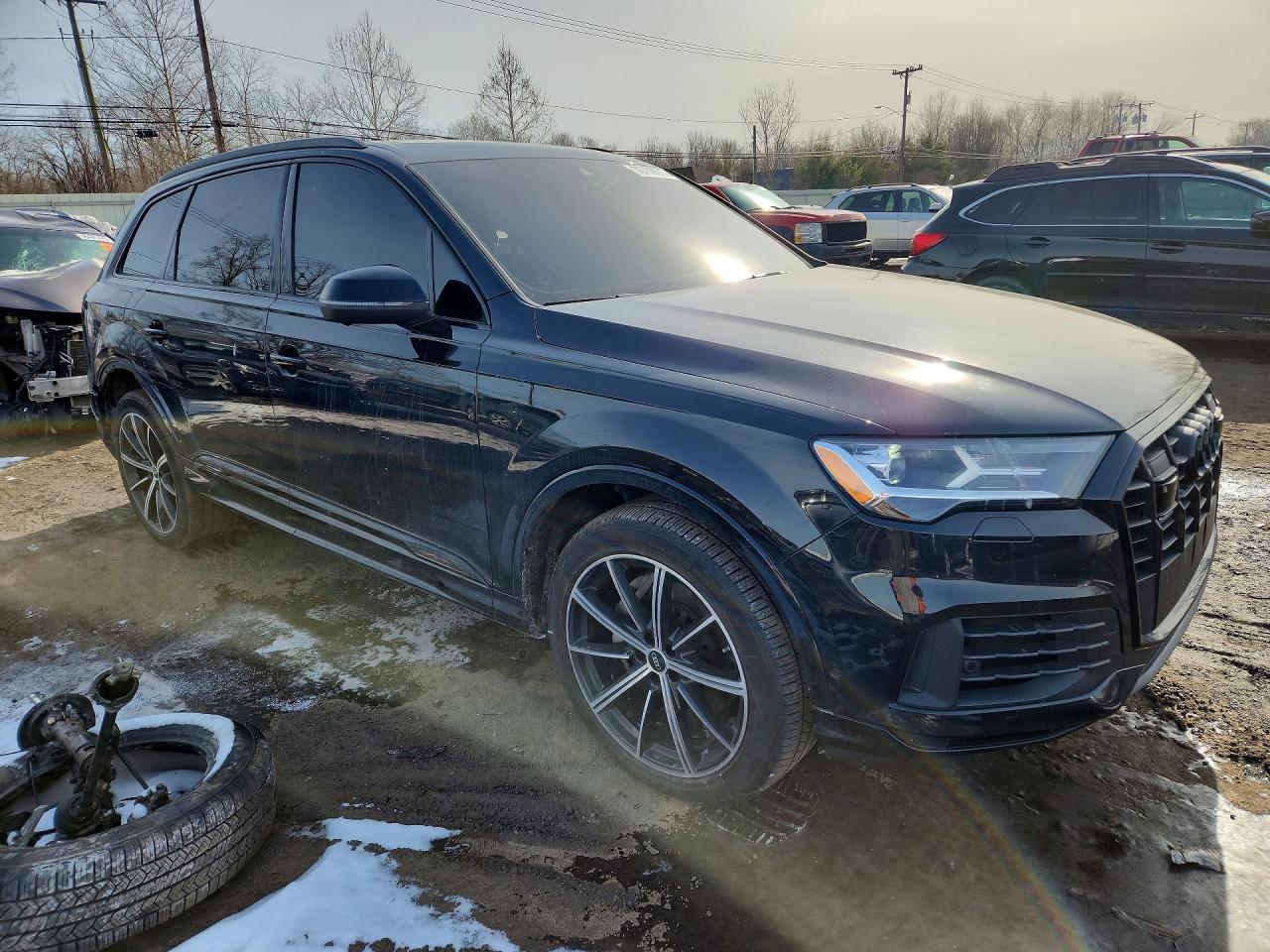 2022 AUDI Q7