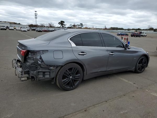 2017 INFINITI Q50