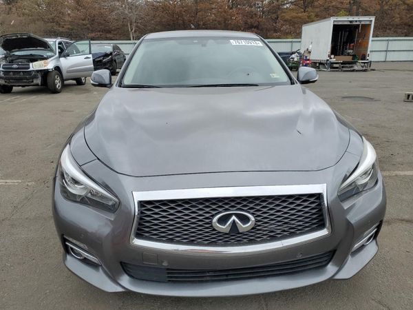 2017 INFINITI Q50