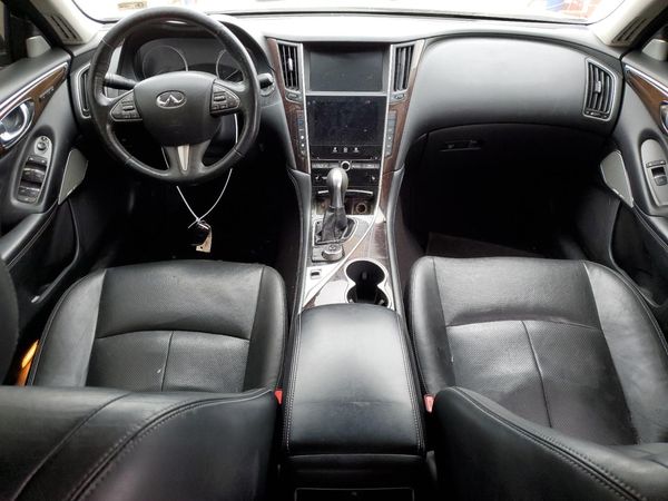 2017 INFINITI Q50