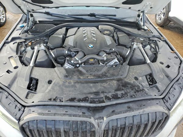 2020 BMW 750 xDrive