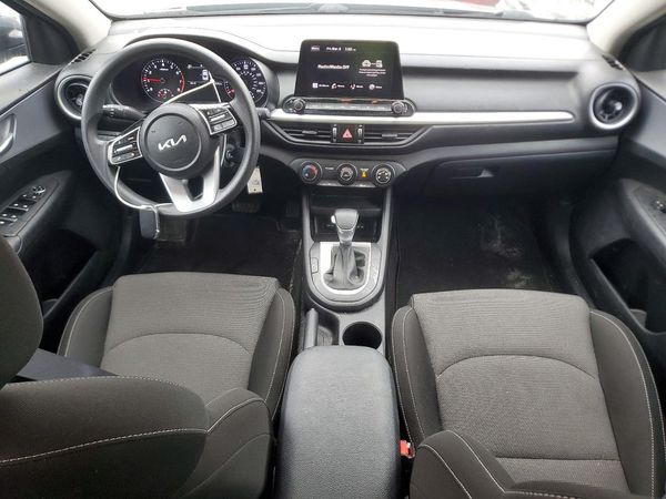 2023 KIA FORTE