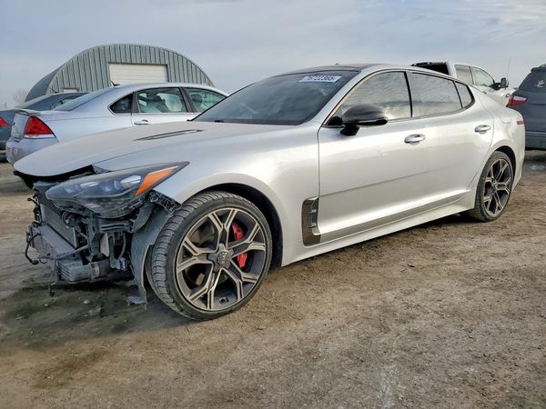 2018 KIA STINGER GT2