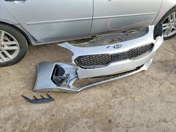 2018 KIA STINGER GT2