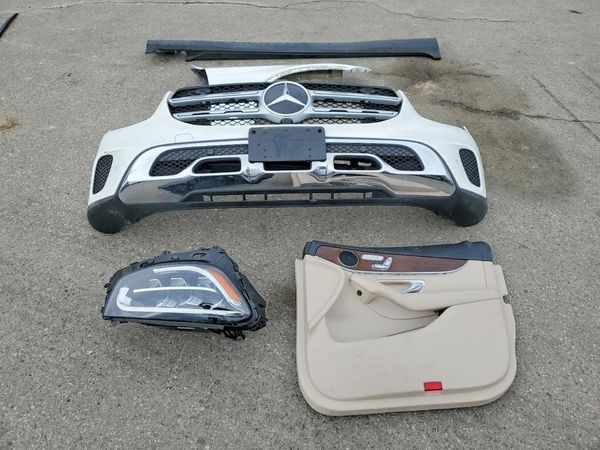 2022 MERCEDES-BENZ GLC