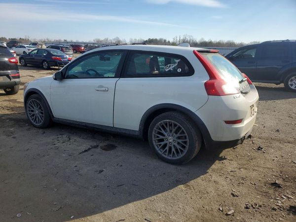 2012 VOLVO C30