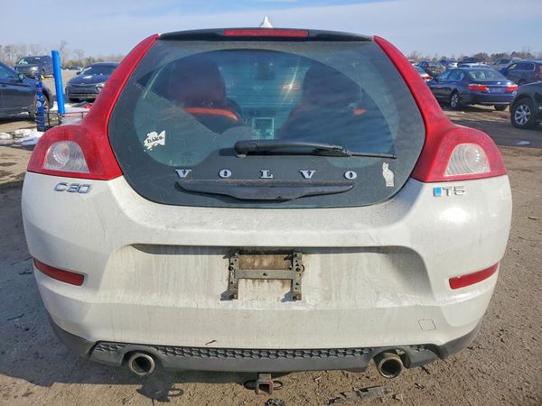 2012 VOLVO C30