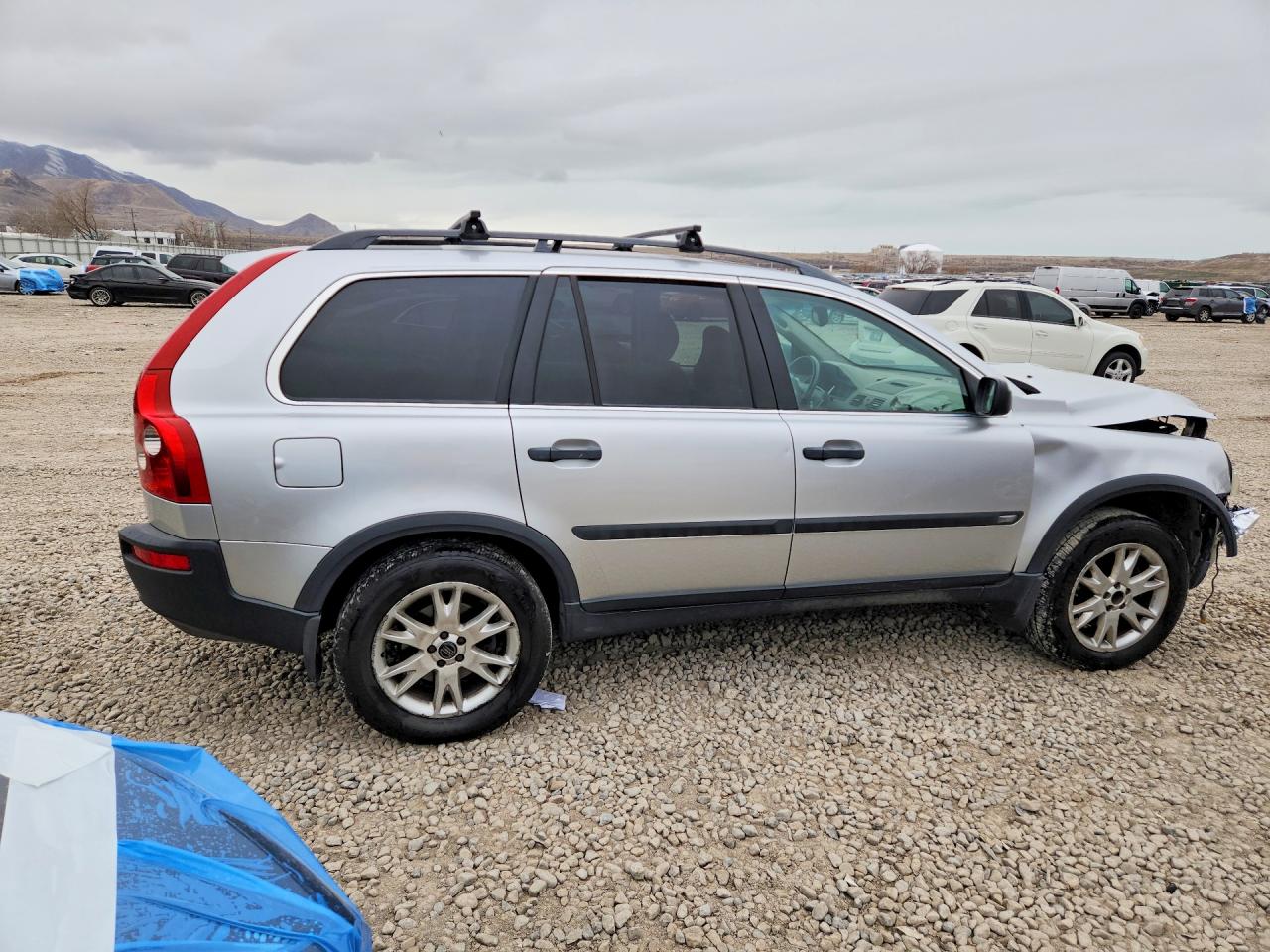 2004 VOLVO XC90