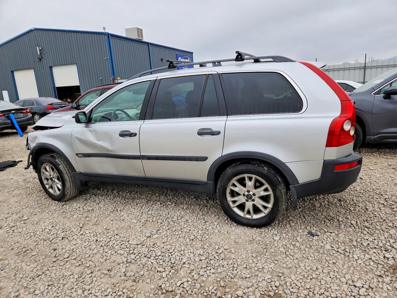 2004 VOLVO XC90