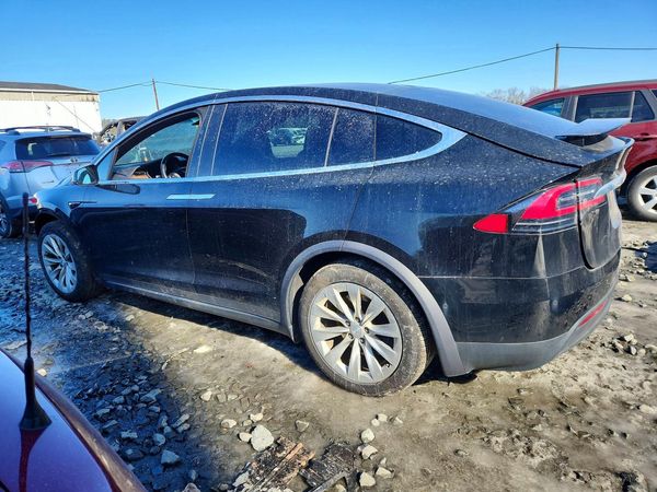2019 TESLA MODEL X