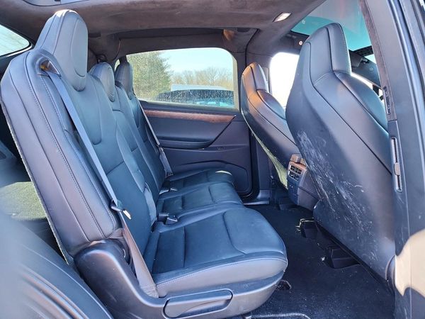 2019 TESLA MODEL X