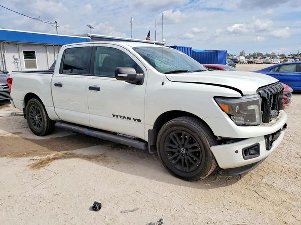 2019 NISSAN TITAN