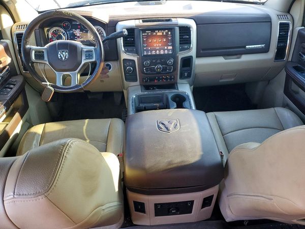 2016 RAM 2500 LARAMIE CREW CAB 4X4