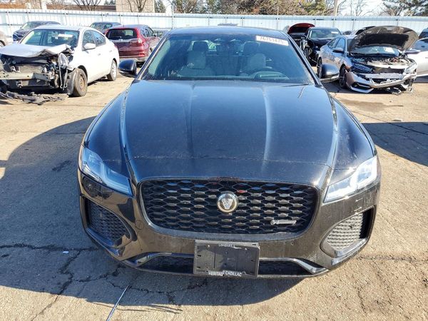 2024 JAGUAR XF