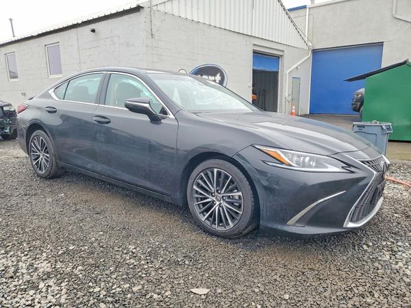 2023 LEXUS ES 300H