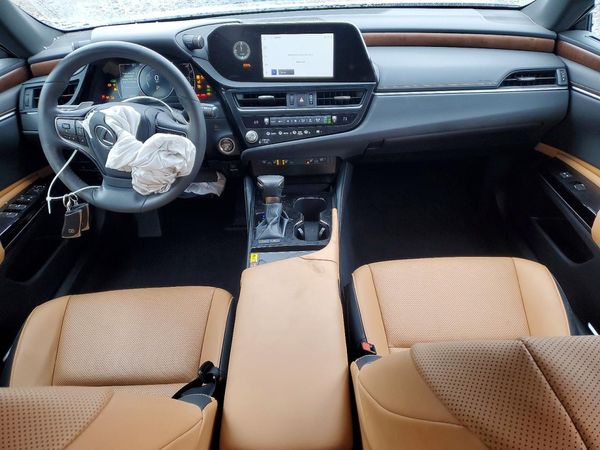 2023 LEXUS ES 300H