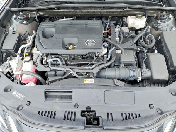 2023 LEXUS ES 300H