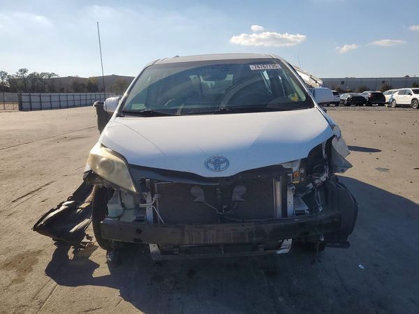2012 TOYOTA SIENNA — DIRF
