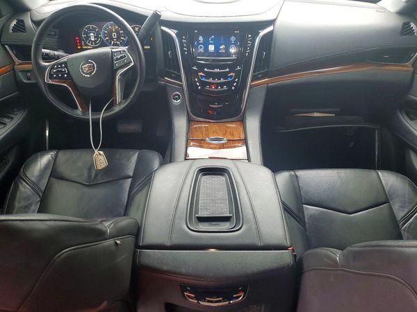 2015 CADILLAC ESCALADE Luxury
