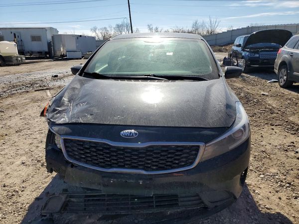 2017 KIA FORTE LX Base