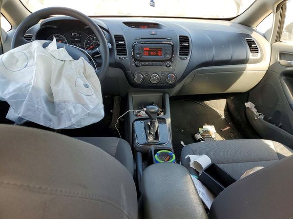 2017 KIA FORTE LX Base