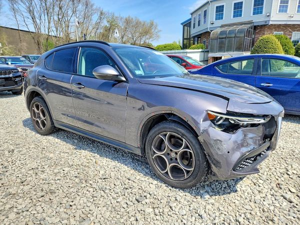 2018 ALFA ROMEO STELVIO AWD