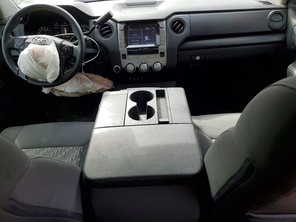 2021 TOYOTA TUNDRA SR5 grade