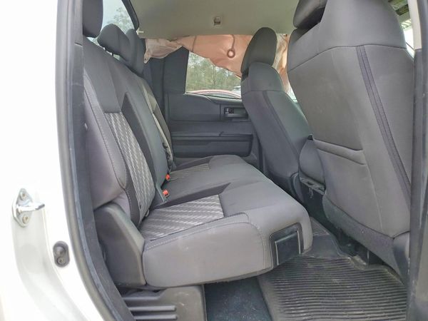 2021 TOYOTA TUNDRA SR5 grade