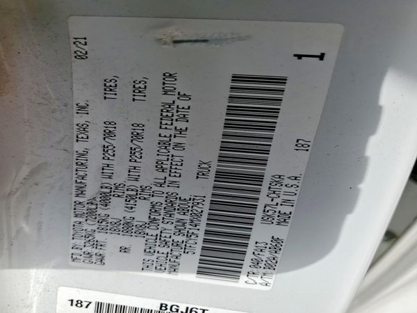 2021 TOYOTA TUNDRA SR5 grade