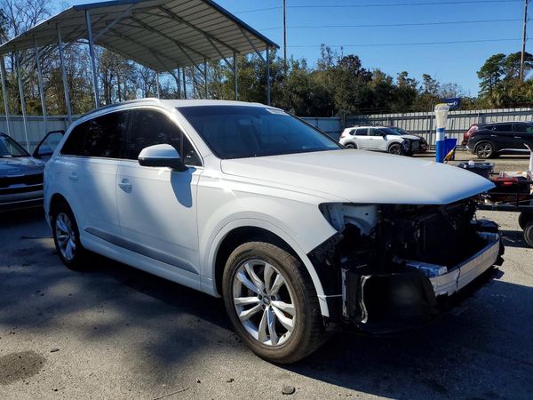 2017 AUDI Q7