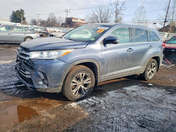 2018 TOYOTA HIGHLANDER