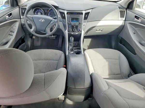 2014 HYUNDAI SONATA