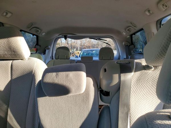 2013 TOYOTA SIENNA