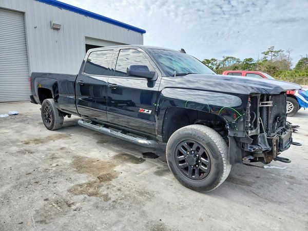 2019 CHEVROLET SILVERADO LT