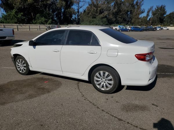2012 TOYOTA COROLLA
