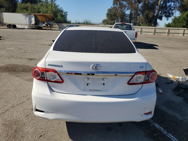 2012 TOYOTA COROLLA
