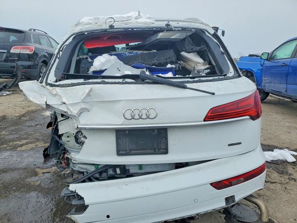 2021 AUDI Q5 E