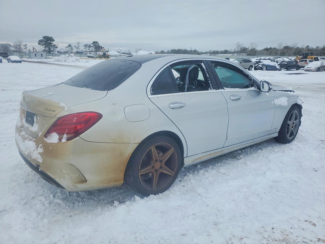 2015 MERCEDES-BENZ C 4-MATIC
