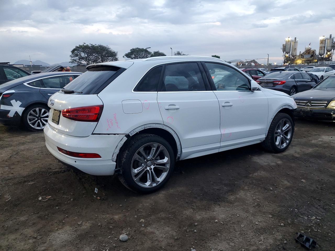 2018 AUDI Q3
