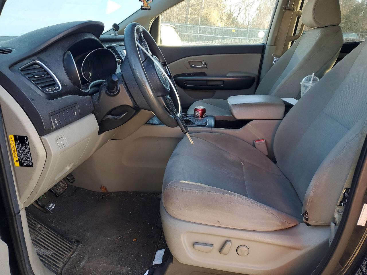 2015 KIA SEDONA GL - Middle-low