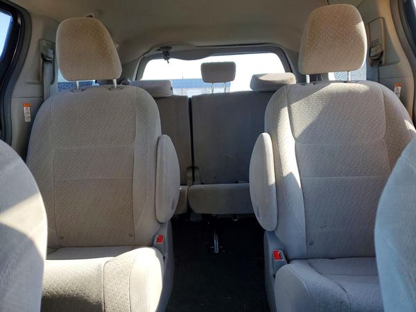 2019 TOYOTA SIENNA