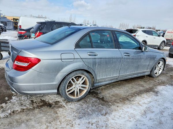 2012 MERCEDES-BENZ C
