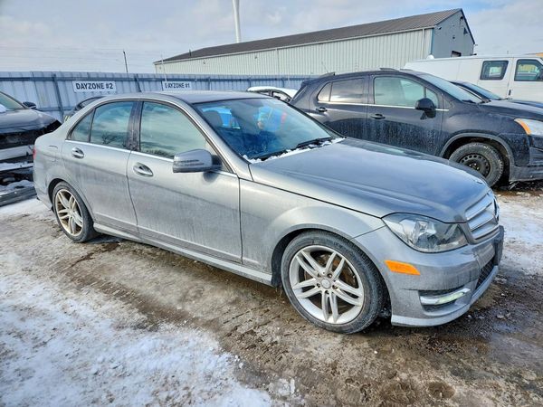 2012 MERCEDES-BENZ C