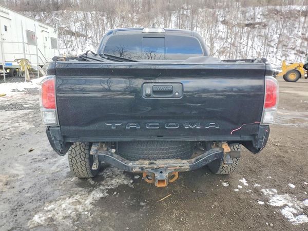 2020 TOYOTA TACOMA SR5