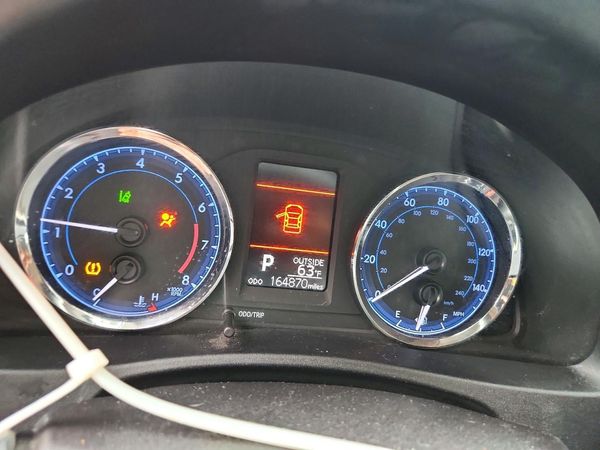 2018 TOYOTA COROLLA