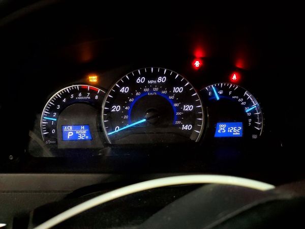 2012 TOYOTA CAMRY