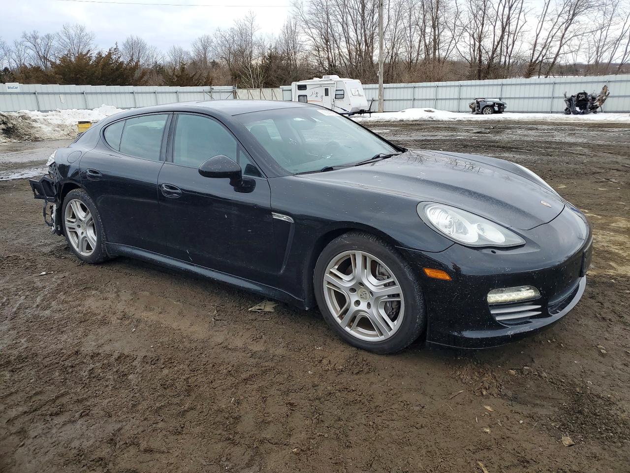 2013 PORSCHE PANAMERA Base (2WD), 4 (4WD)