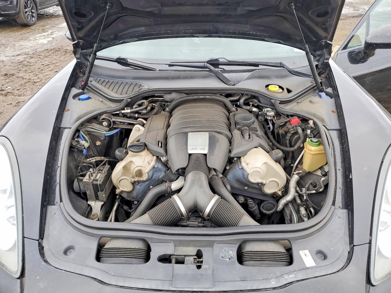 2013 PORSCHE PANAMERA Base (2WD), 4 (4WD)
