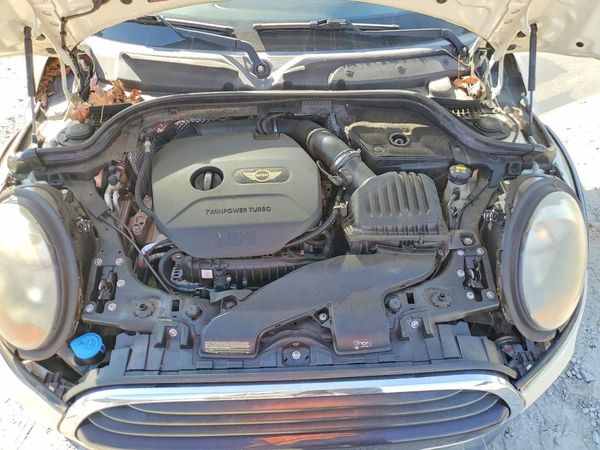 2016 MINI COOPER
